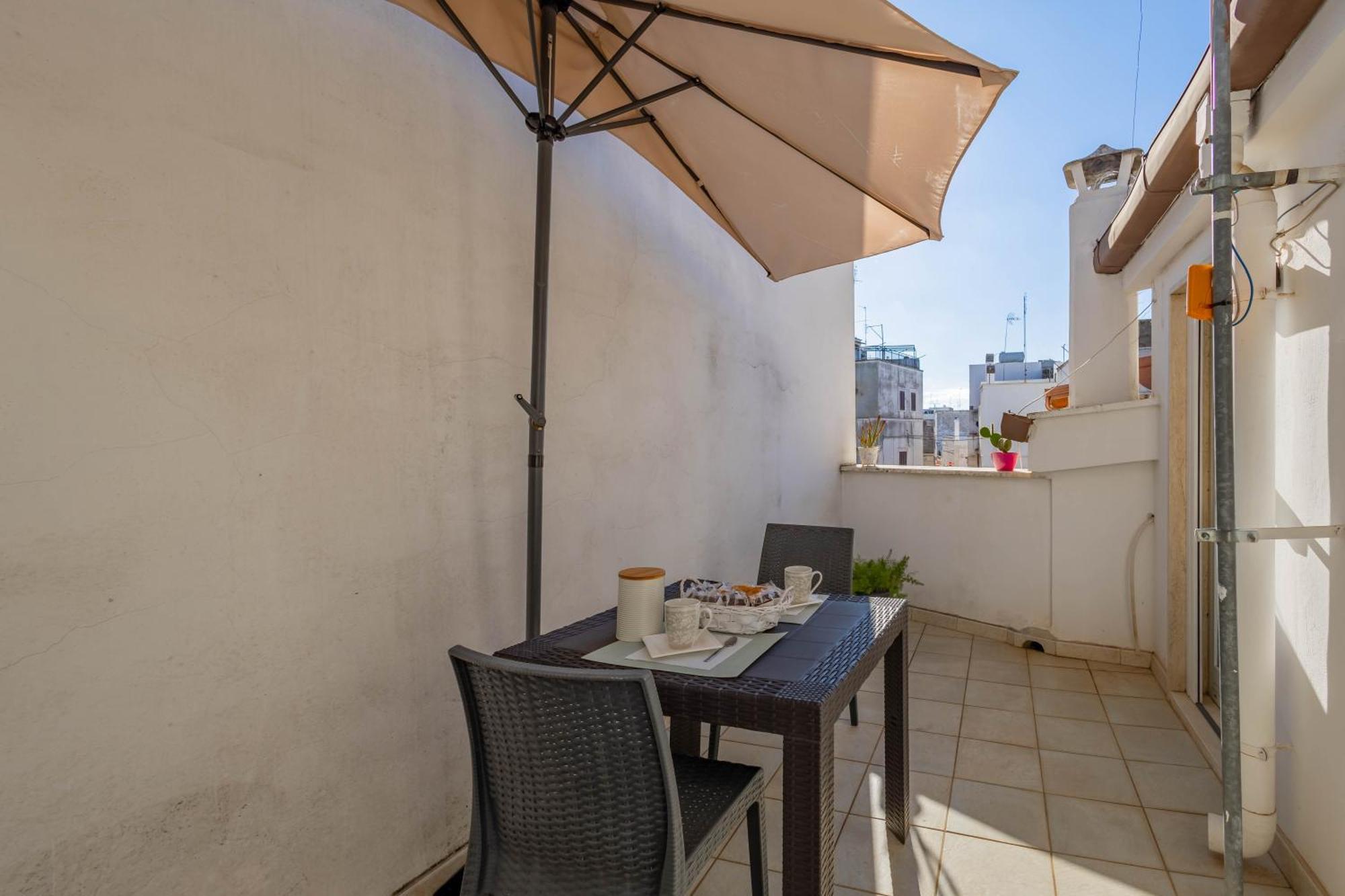 Antiche Mura Apartments"Cielo Di Puglia" -2 Matrimoniali, Cucina E Terrazzo 투리 외부 사진