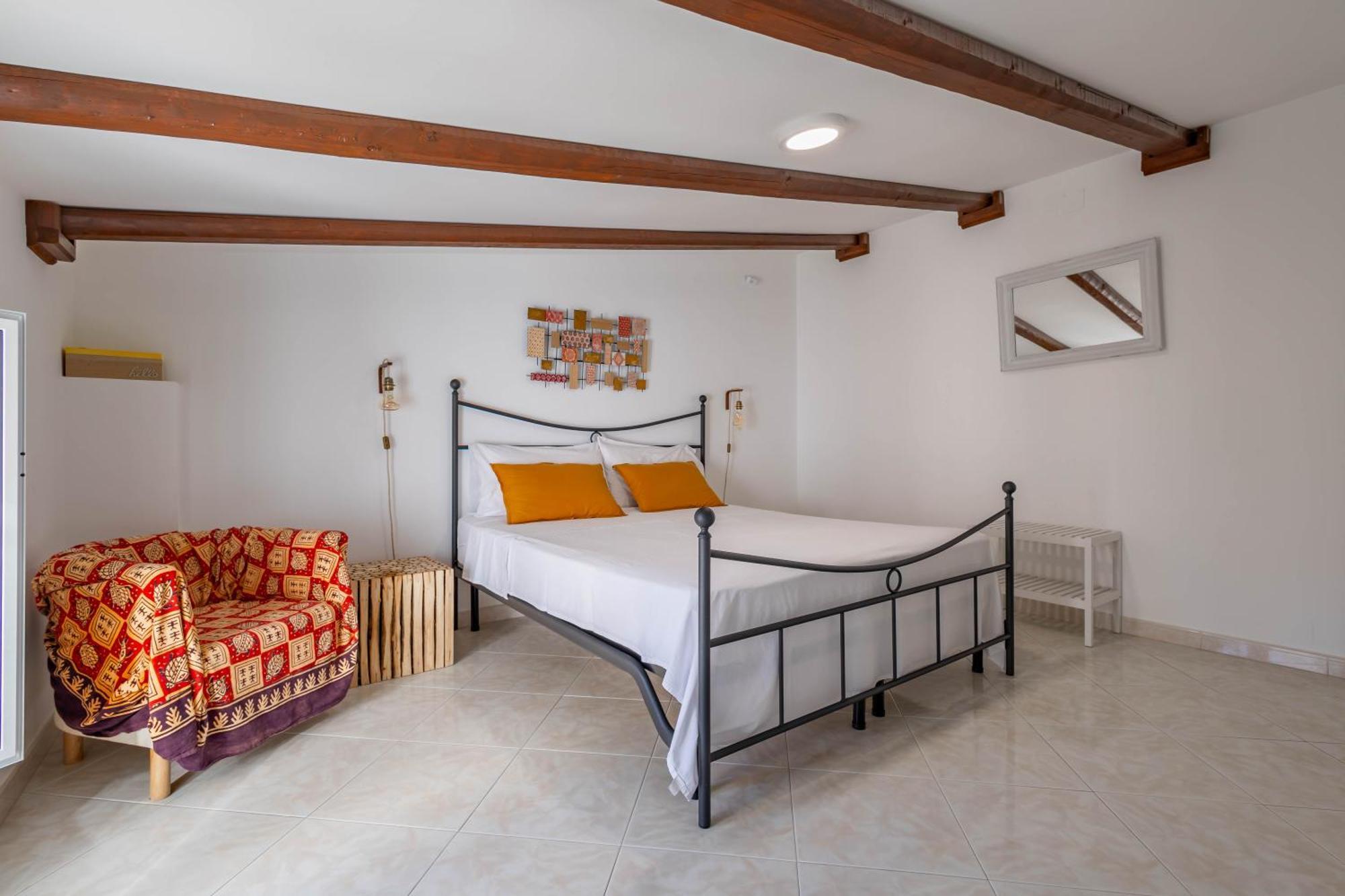 Antiche Mura Apartments"Cielo Di Puglia" -2 Matrimoniali, Cucina E Terrazzo 투리 외부 사진