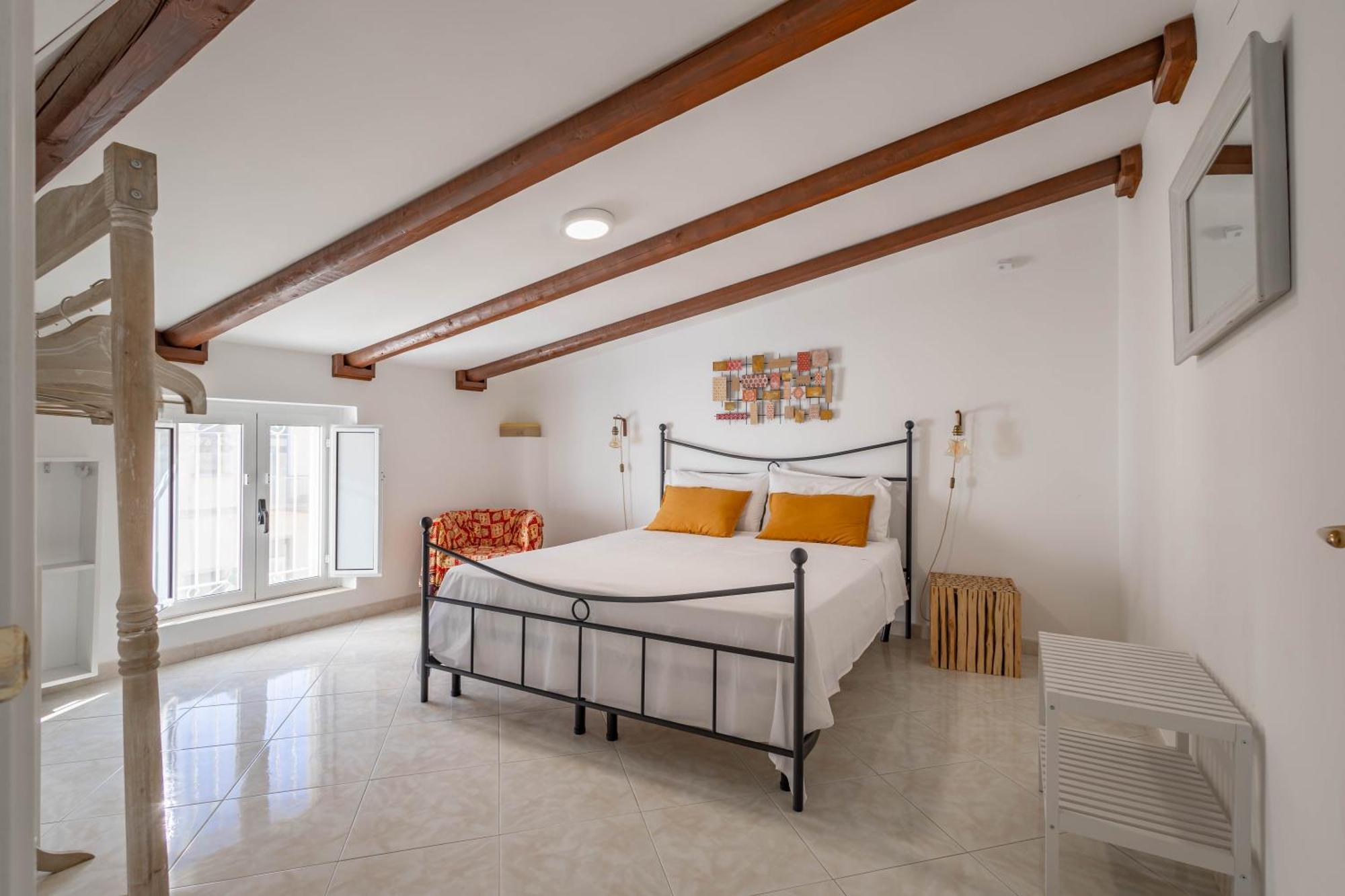 Antiche Mura Apartments"Cielo Di Puglia" -2 Matrimoniali, Cucina E Terrazzo 투리 외부 사진
