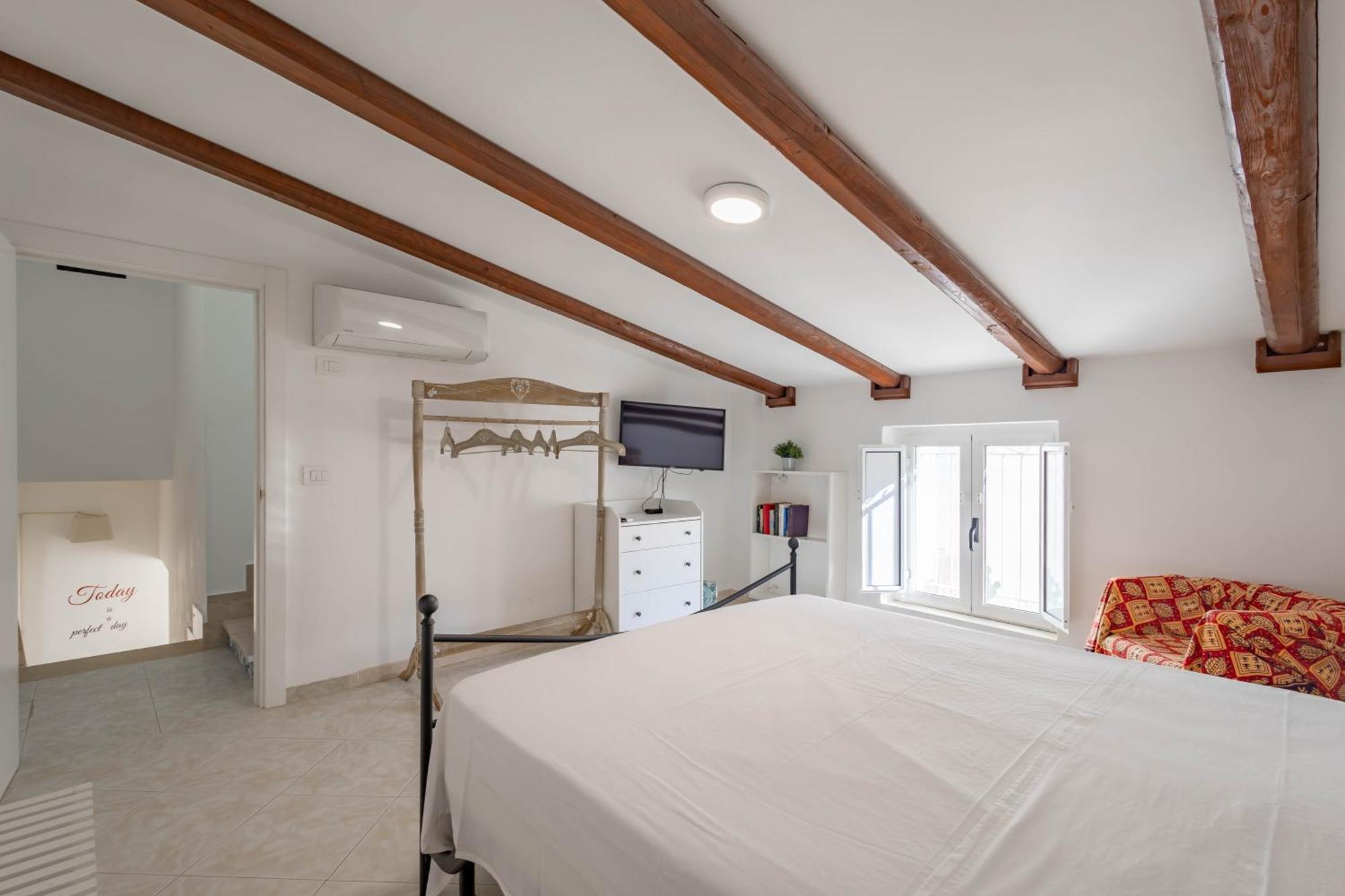 Antiche Mura Apartments"Cielo Di Puglia" -2 Matrimoniali, Cucina E Terrazzo 투리 외부 사진